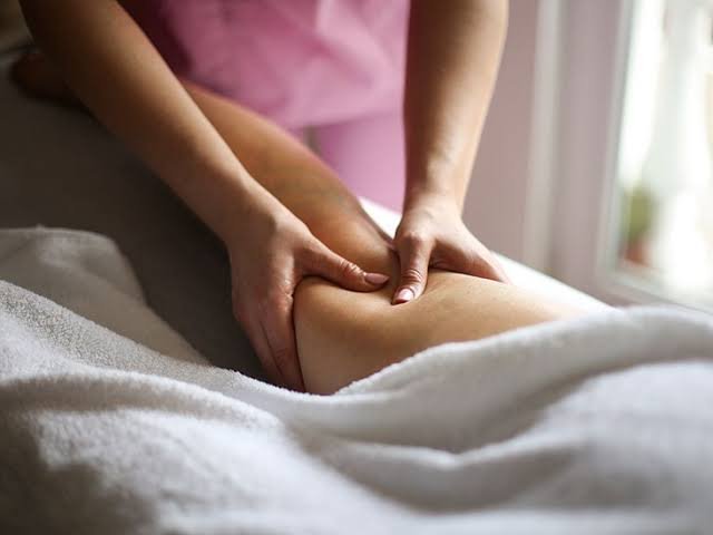 Slimming Lymphatic Combo Massage
